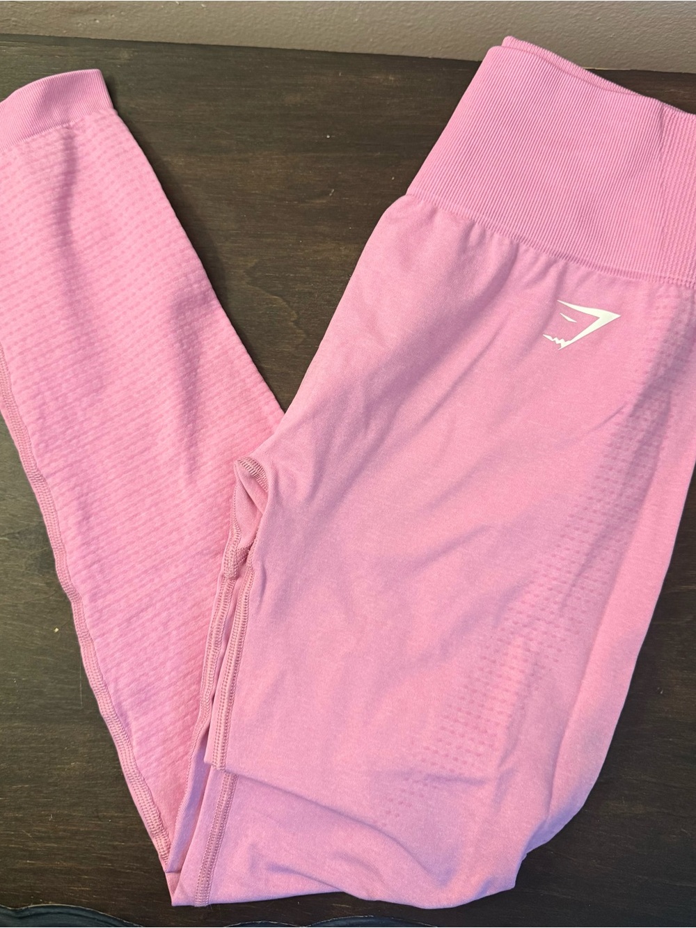 Gymshark High-Waist Seamless Vital 2.0 Leggings in Bubblegum Pink - Picture 2 of 6